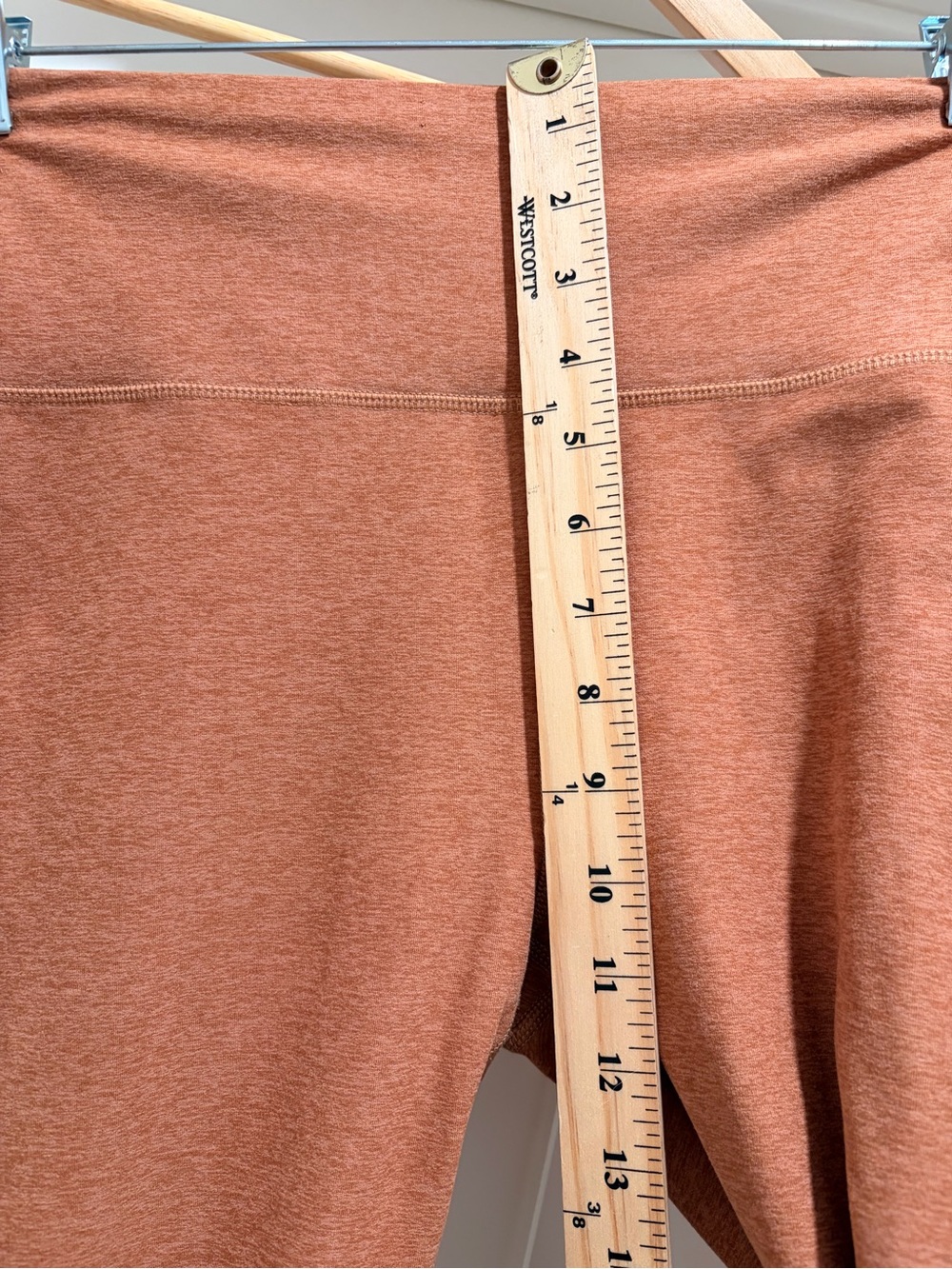 Vuori Palo Santo Set Heathered Tank and Leggings - Picture 13 of 16